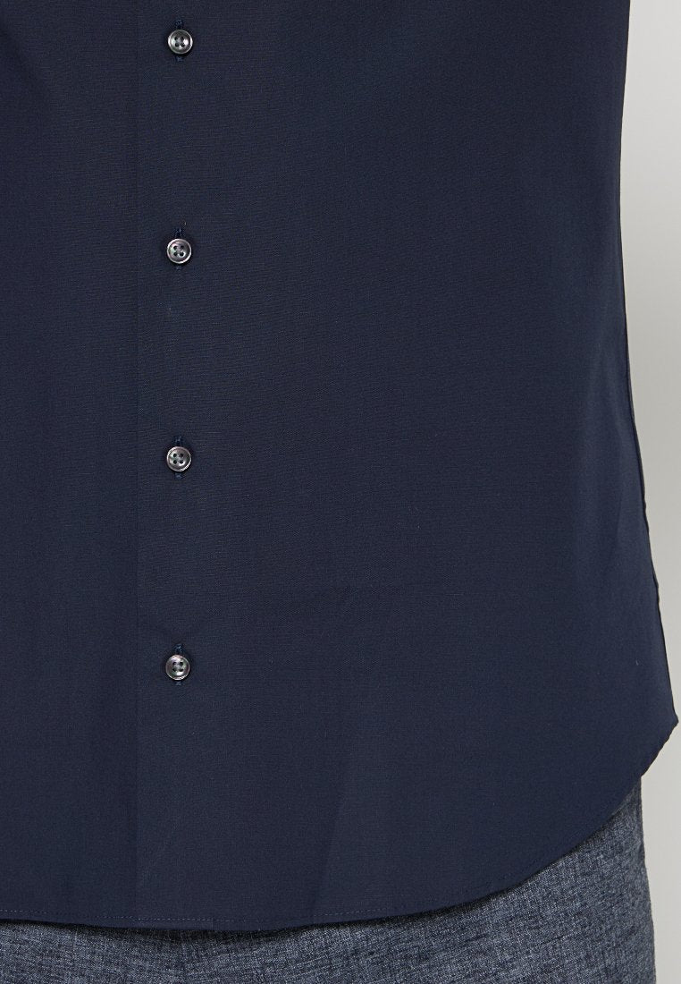 Michael Kors SOLID SLIM FIT