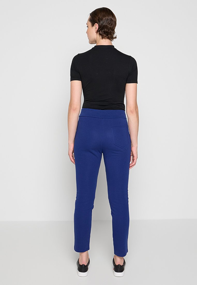 Armani Exchange Stoffhose Media 3