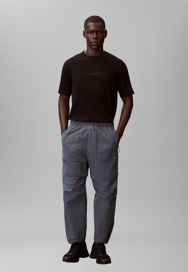 Calvin Klein FASHION SEASONAL