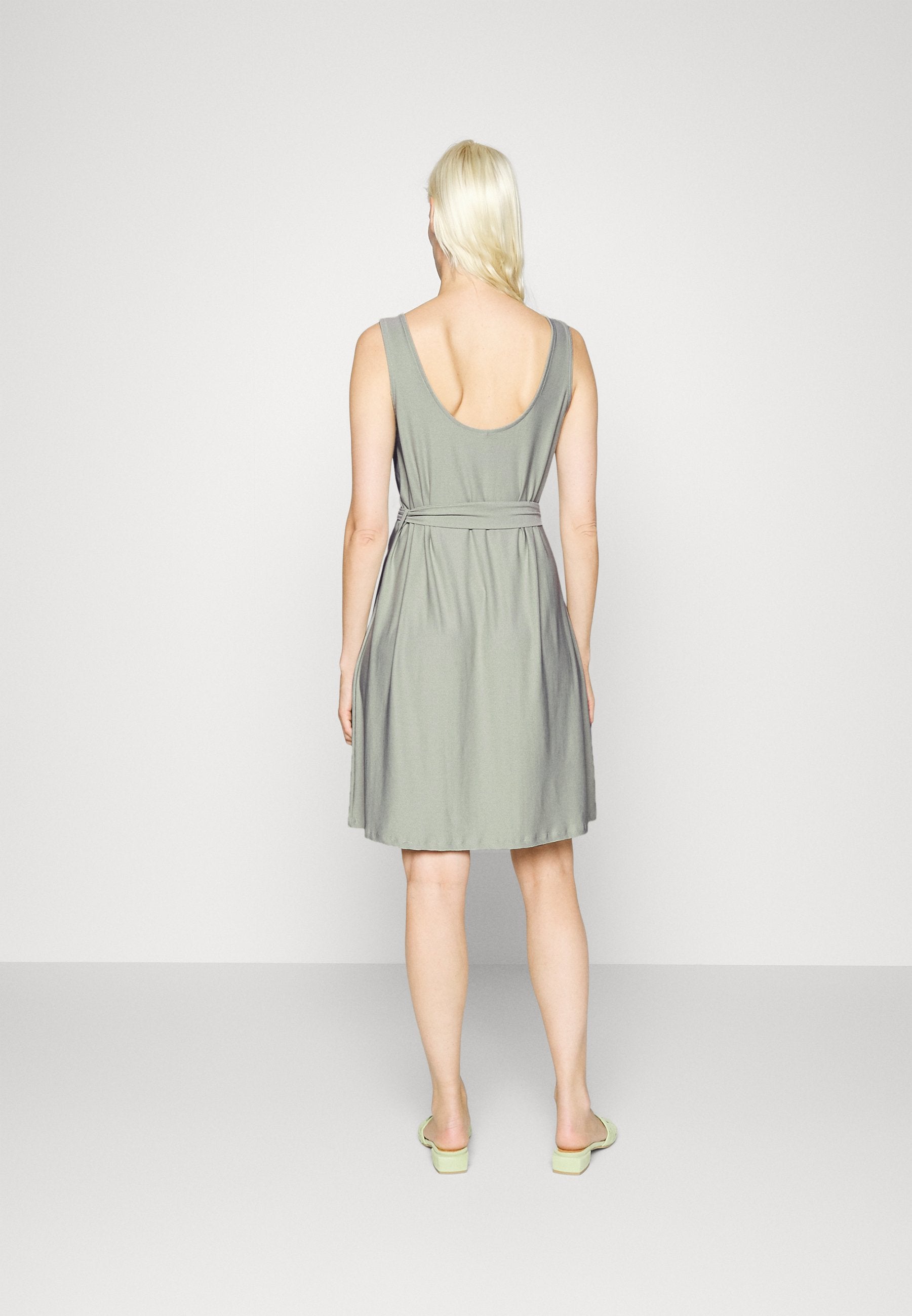 ONLNIDA DRESS Media 4