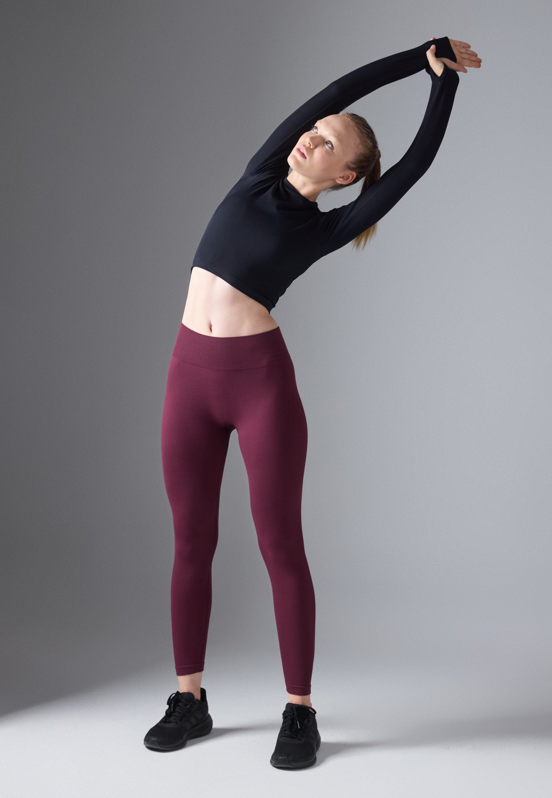 Even&Odd active CROPPED LONG SLEEVE FINE RIB SEAMLESS TOP