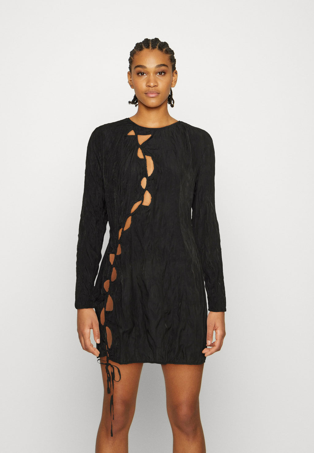 NA-KD HOLE DETAILS MINI DRESS