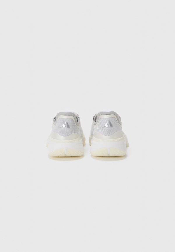 adidas Performance ADIZERO SELECT 3.0