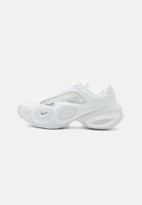 Nike Sportswear AIR MAX MUSE - Trainers - white/metallic silver-coloured