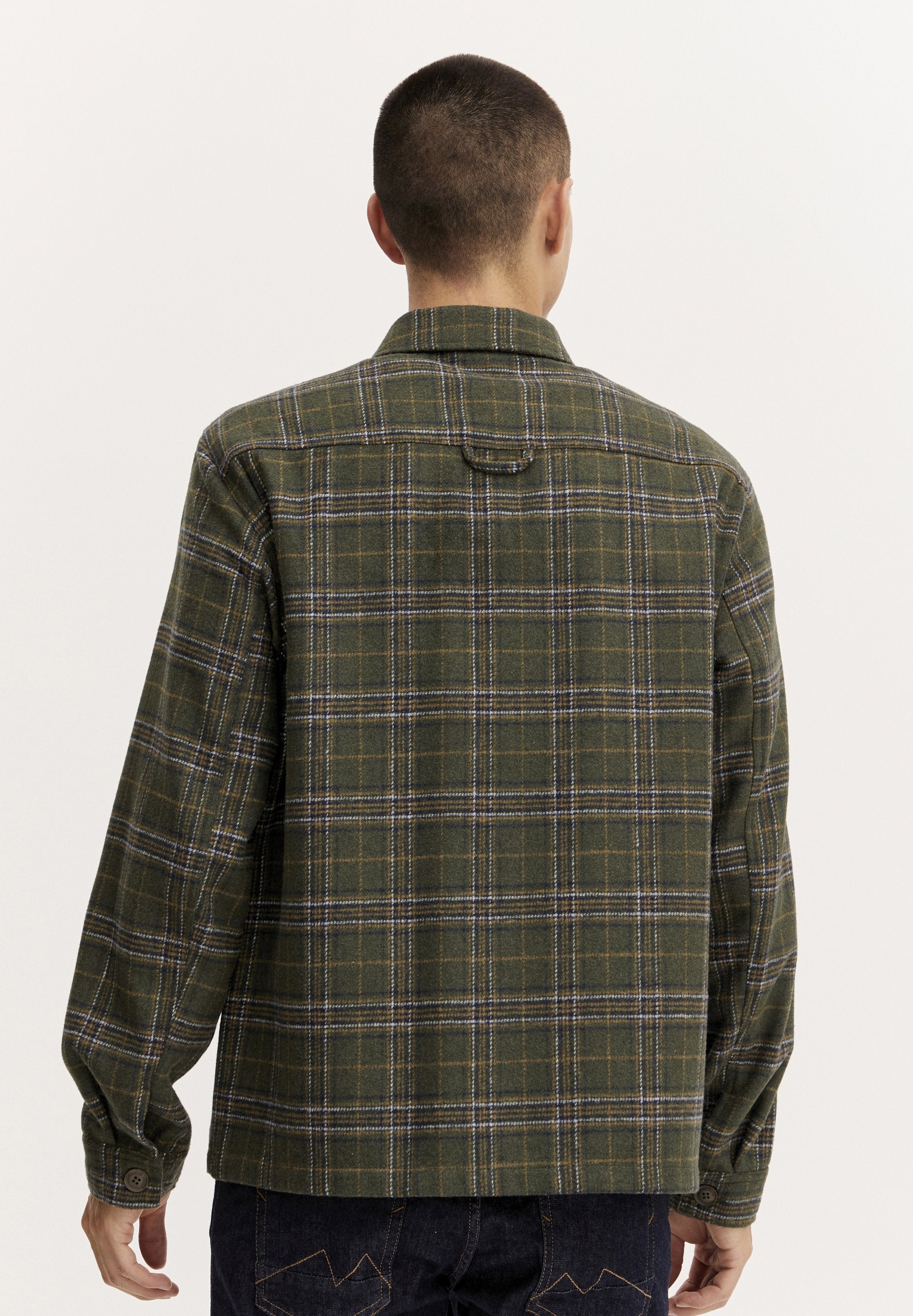 BHOVERSHIRT Media 4
