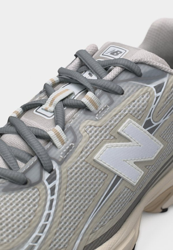 New Balance U740N UNISEX