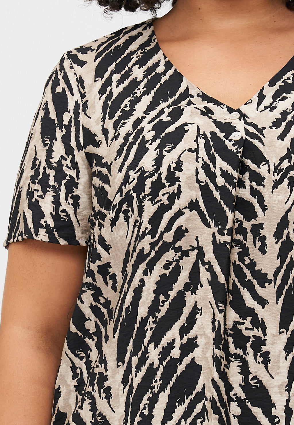 Vero Moda Curve VMCLUCY V NECK