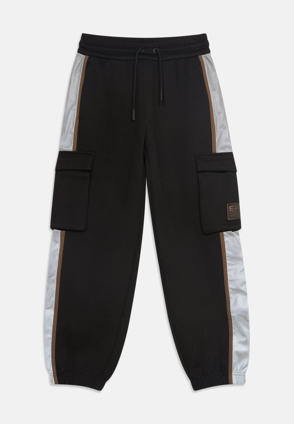 EA7 Emporio Armani