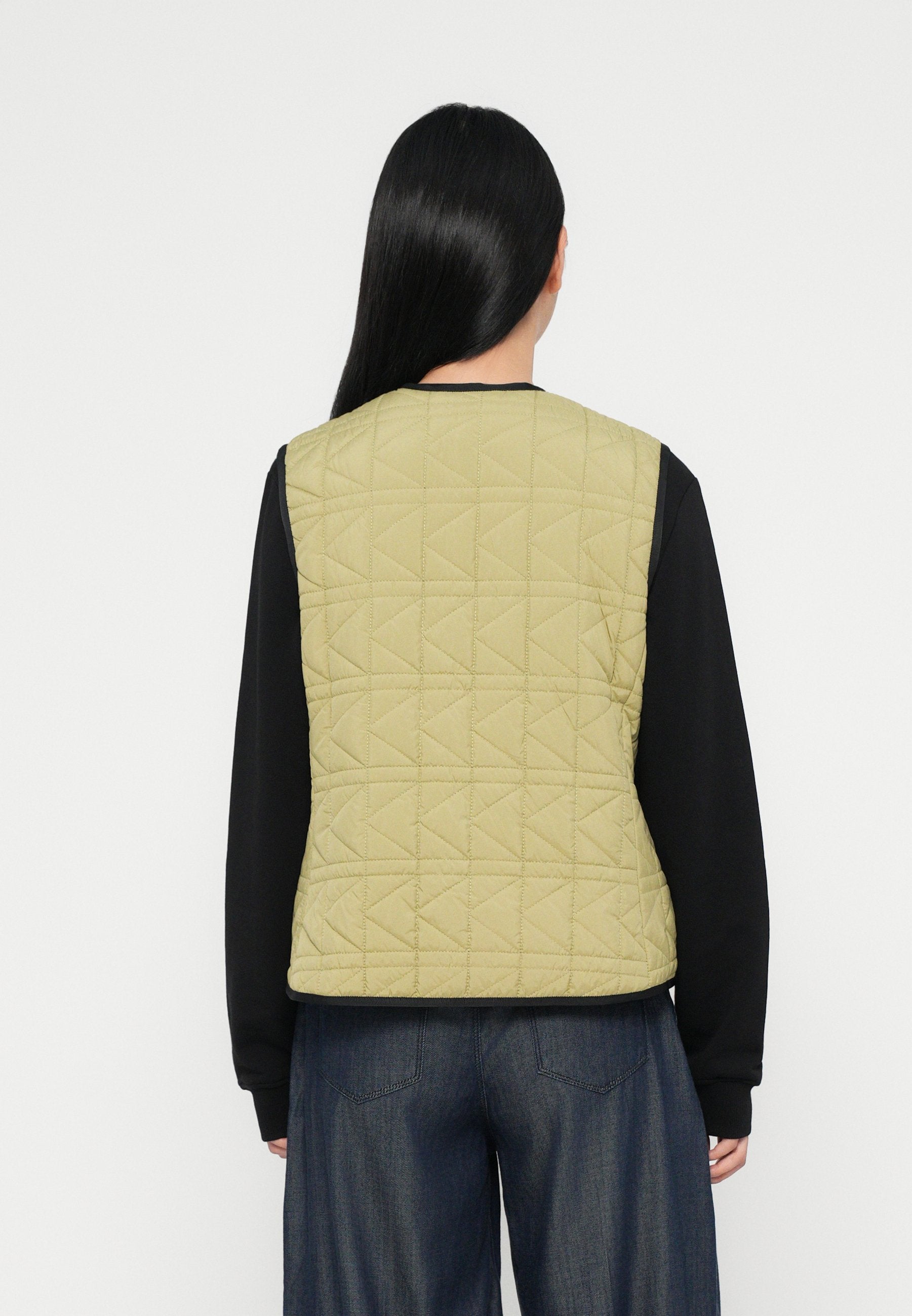 QUILT LIGHTWEIGHT Media 4