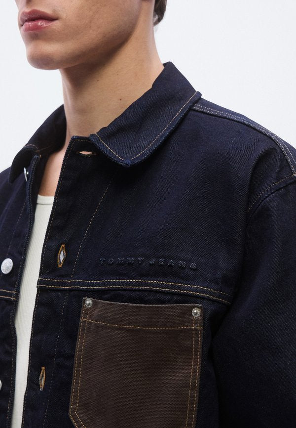 Tommy Jeans RELAXED DENIM CHORE JACKET