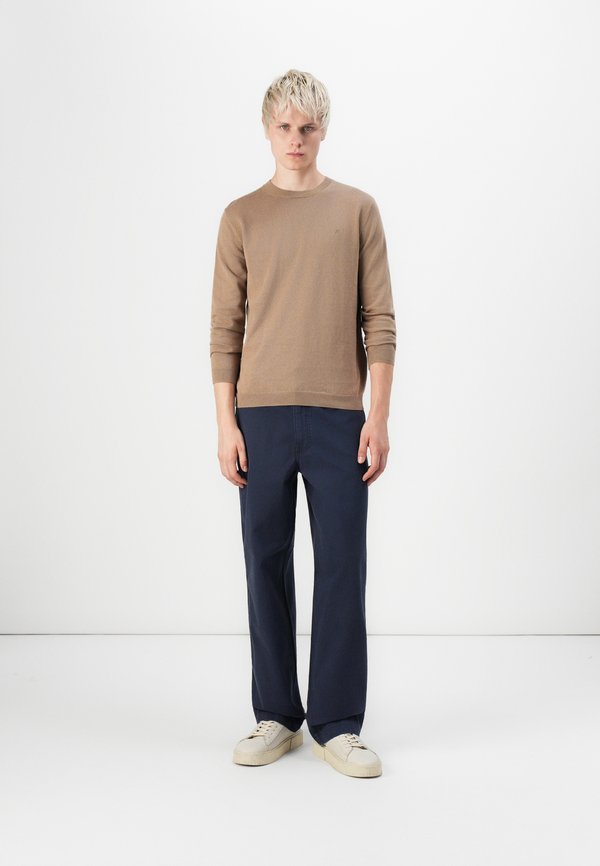 DOCKERS ALPHA LOOSE