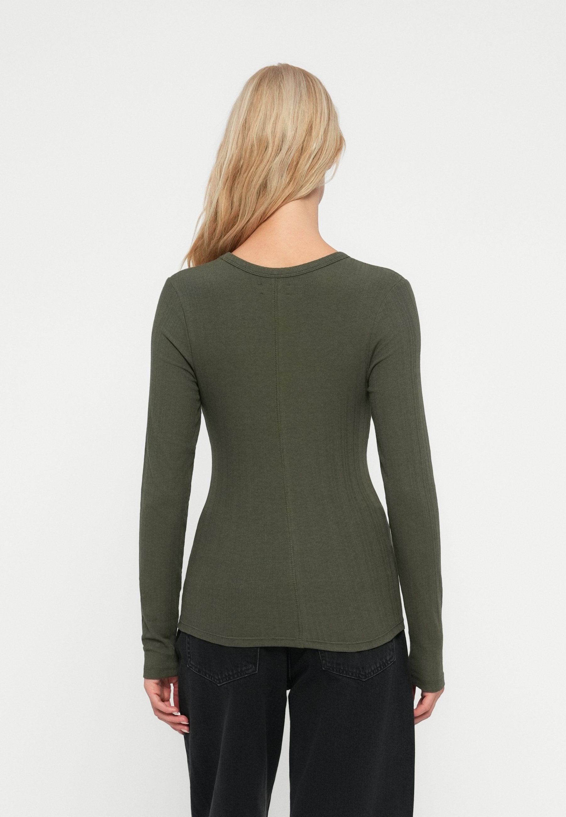 GAP LUXE