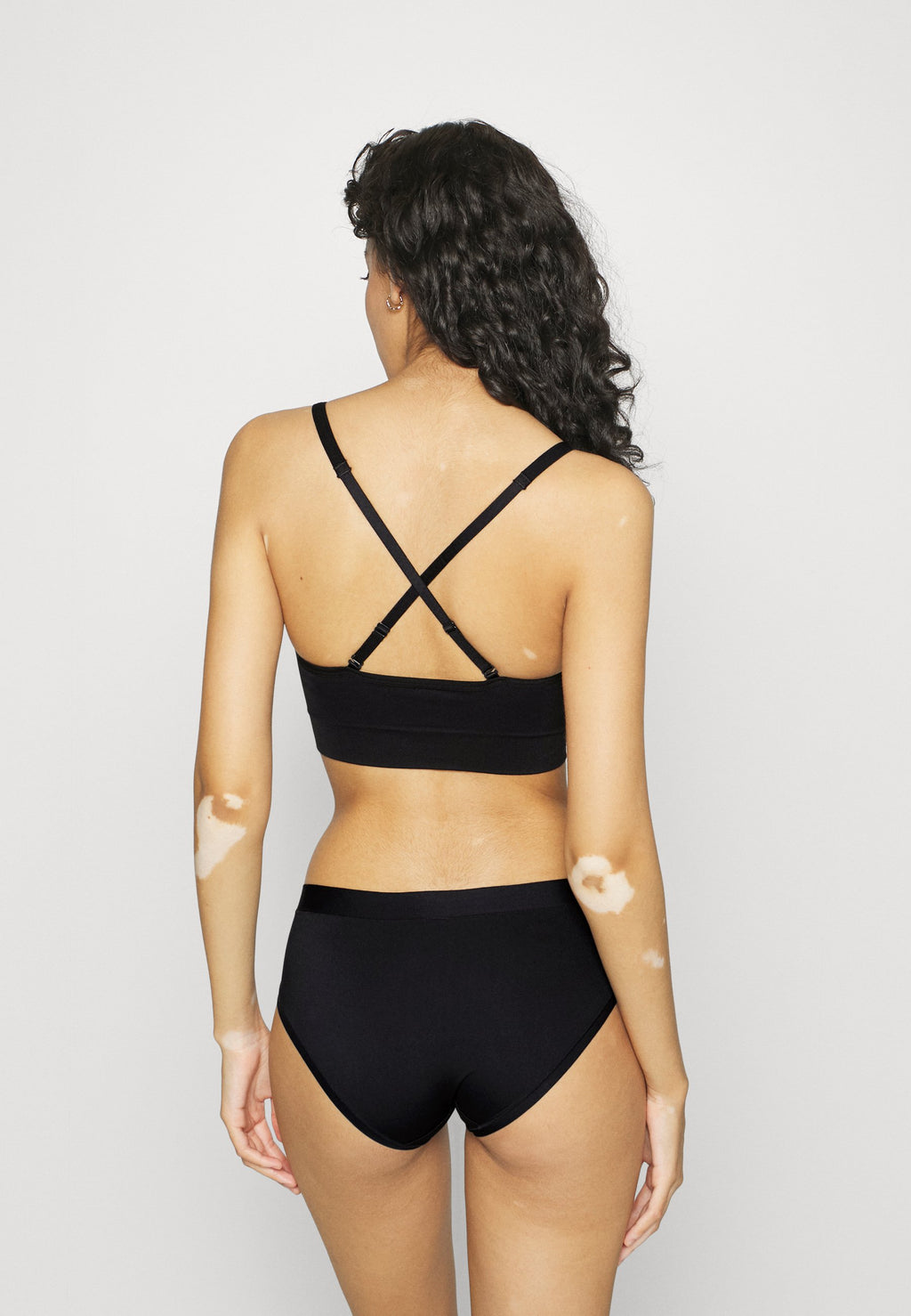 Spanx SPANX® SEAMLESS LONGLINE BRALETTE