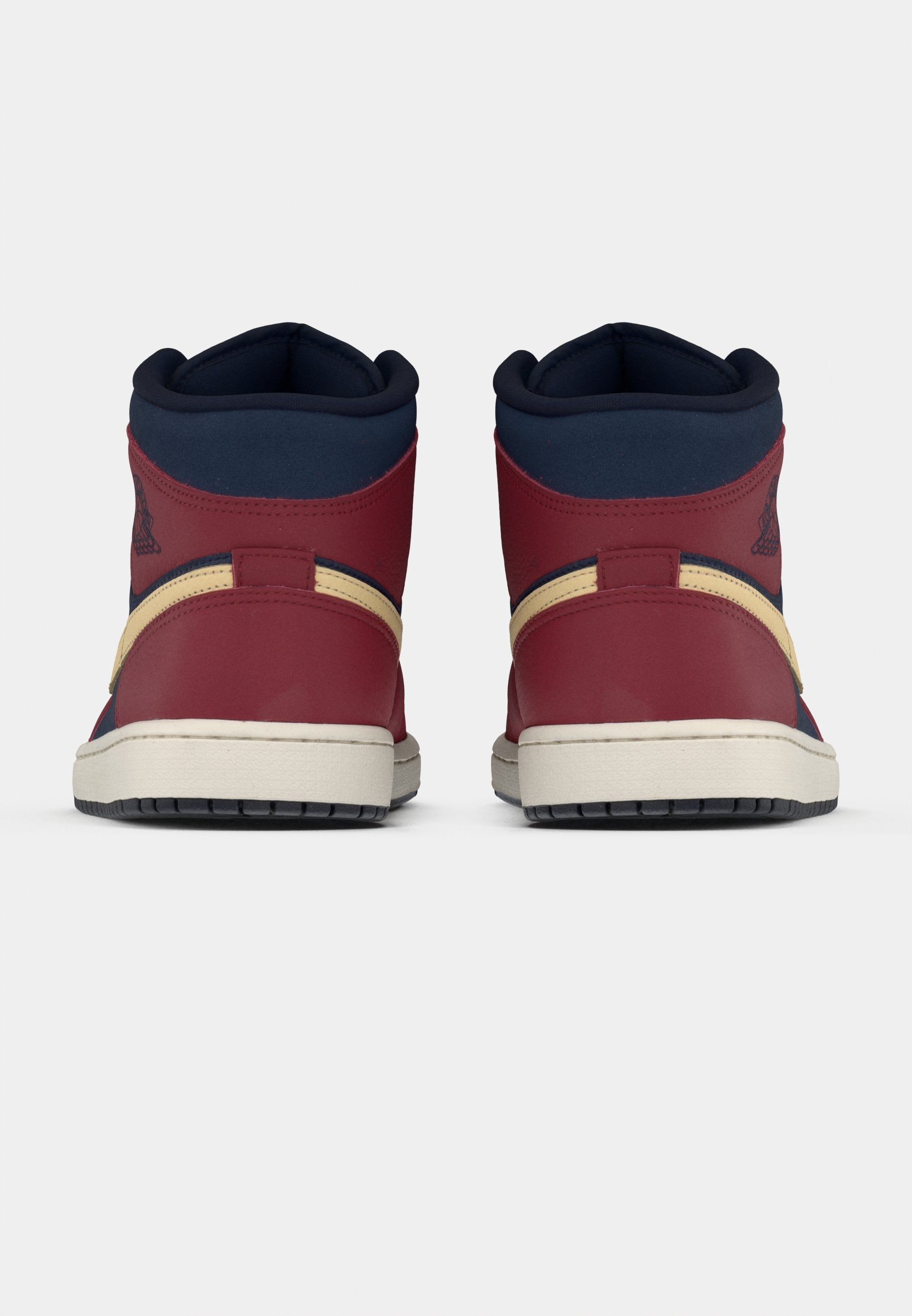 Jordan AIR JORDAN 1 MID SE V2