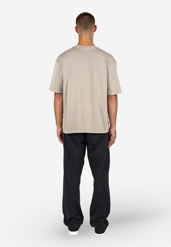 Pegador LOGO OVERSIZED TEE