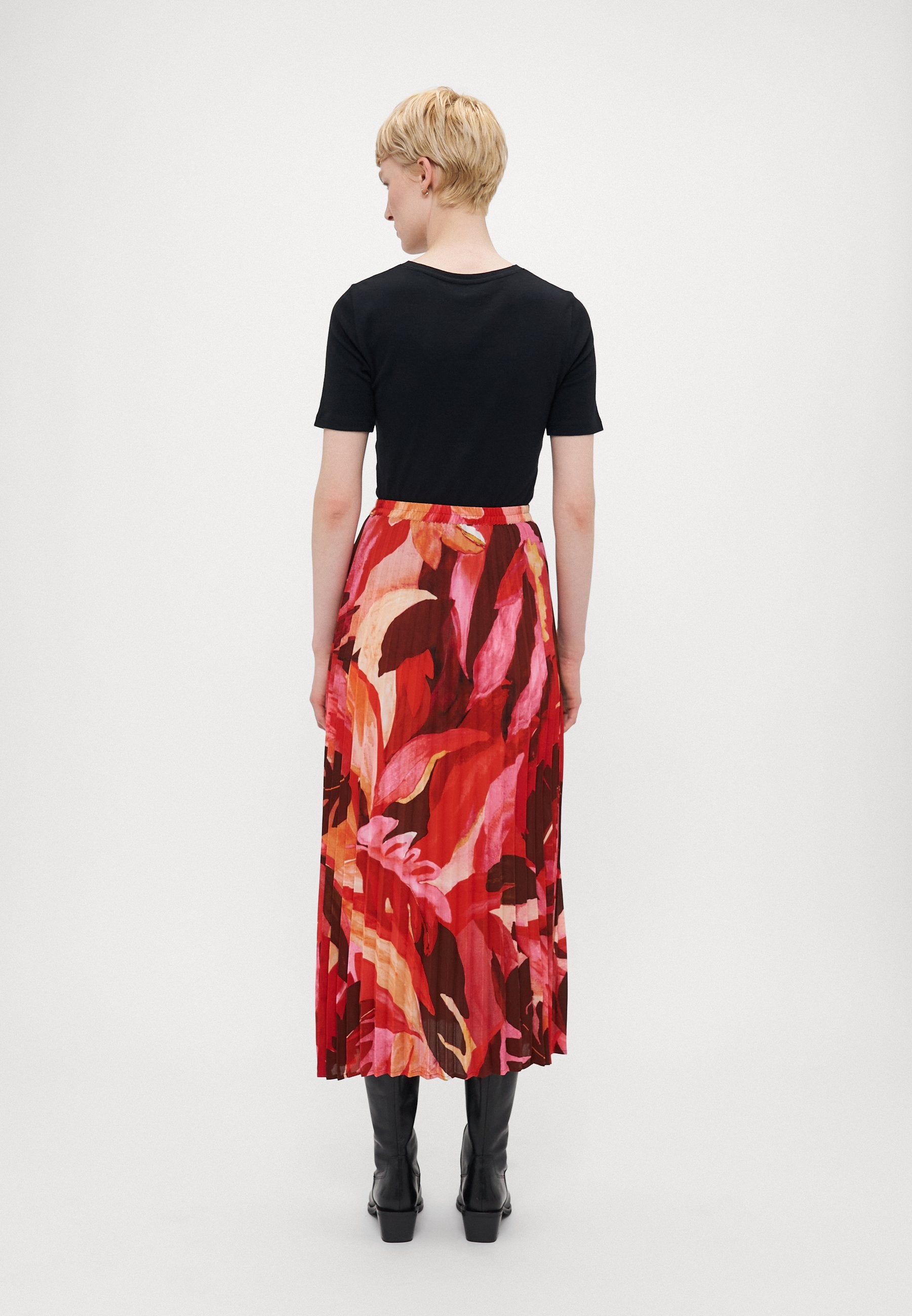 ONLALMA LIFE PLISSE SKIRT Media 4
