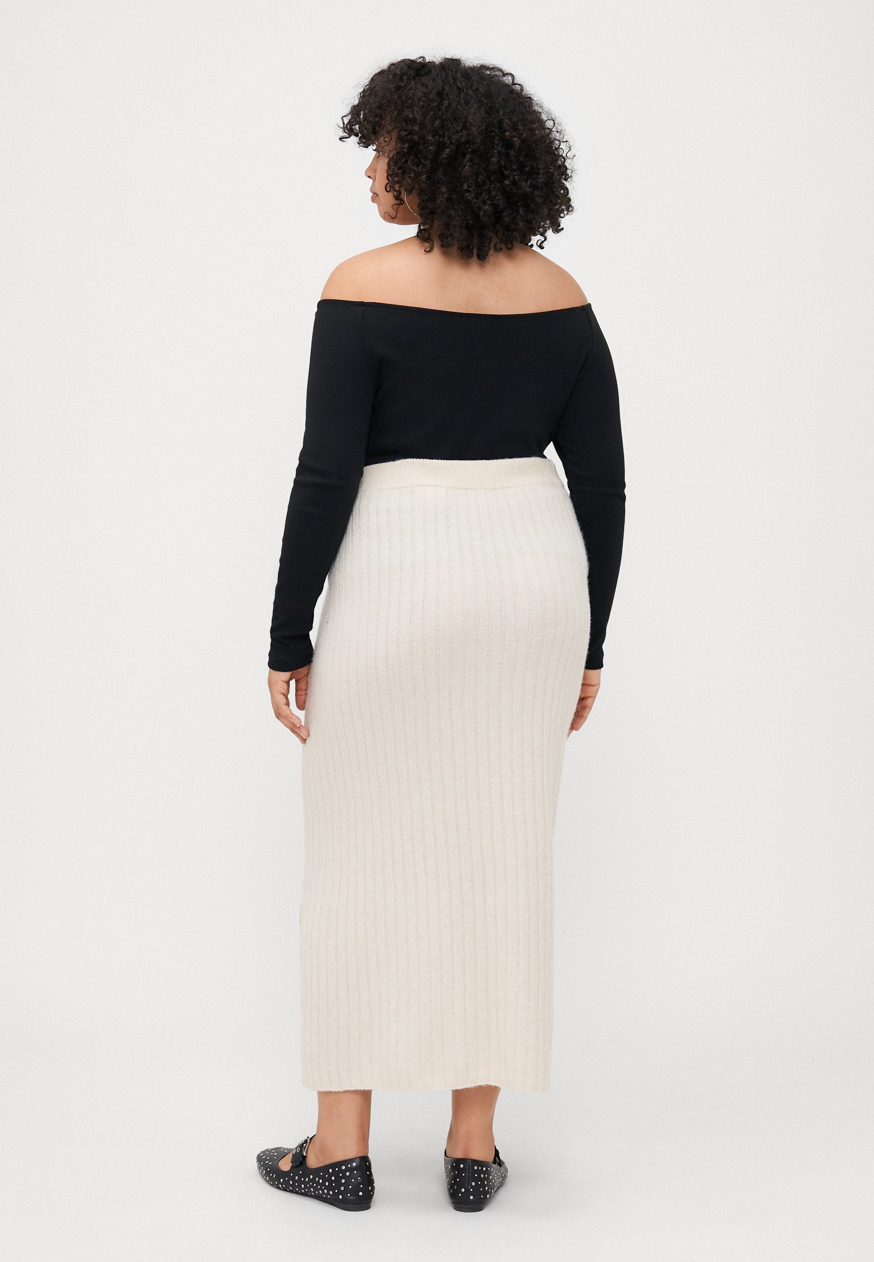 CARJEANETT LIFE SKIRT Media 4