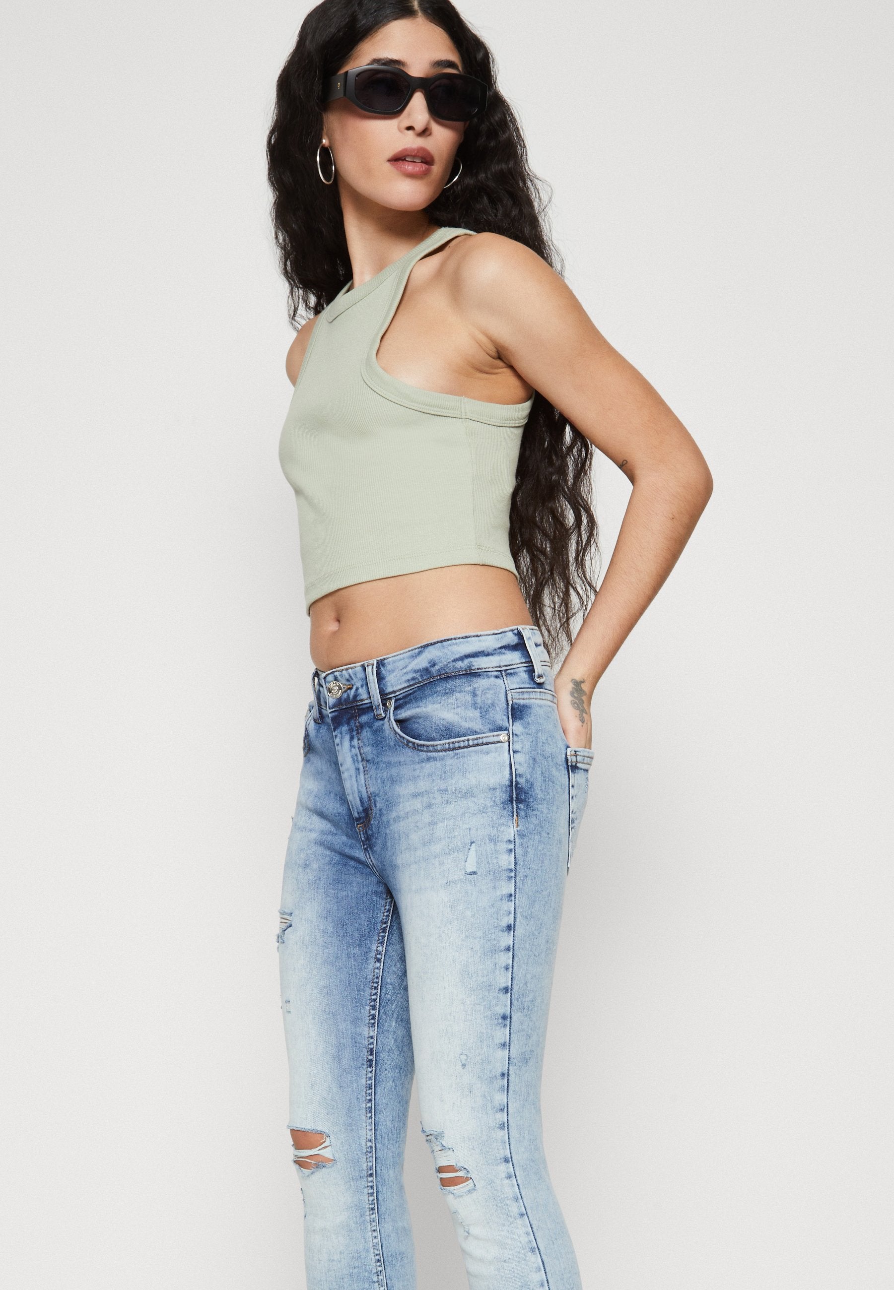 ONLBLUSH MID WAIST Media 5