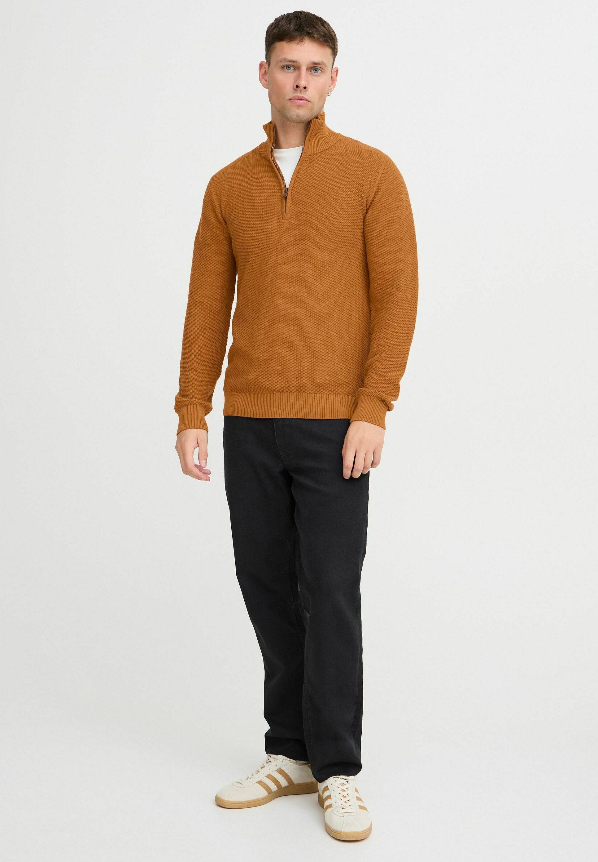 BHPULLOVER FINE KNIT TROYER Media 2