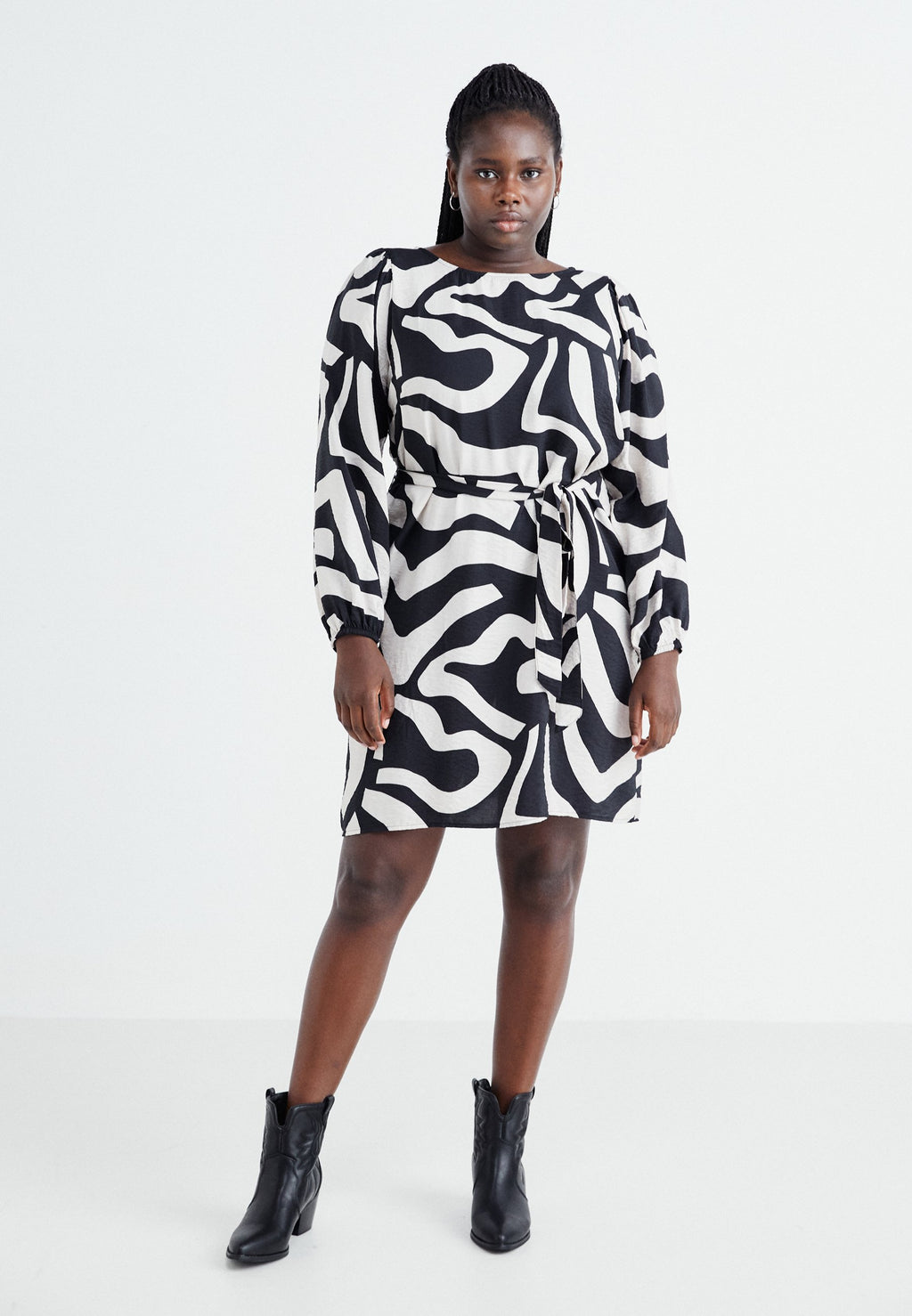 Vero Moda Curve VMCJOSIE RIKA DRESS