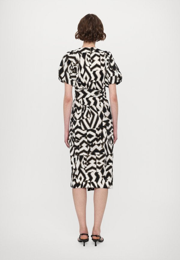 Diane von Furstenberg ARINA