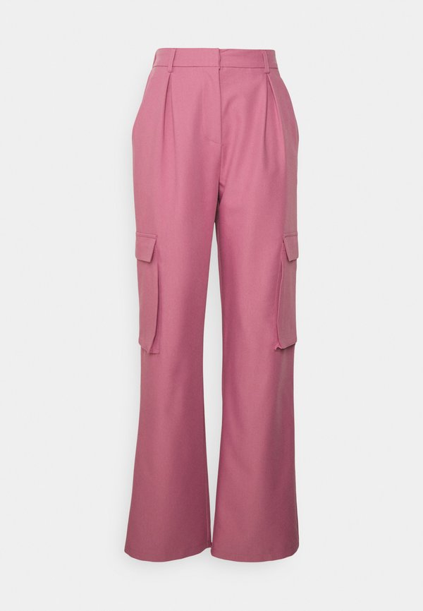 IN THE STYLE PERRIE SIAN TROUSERS WITH POCKET DETAILS