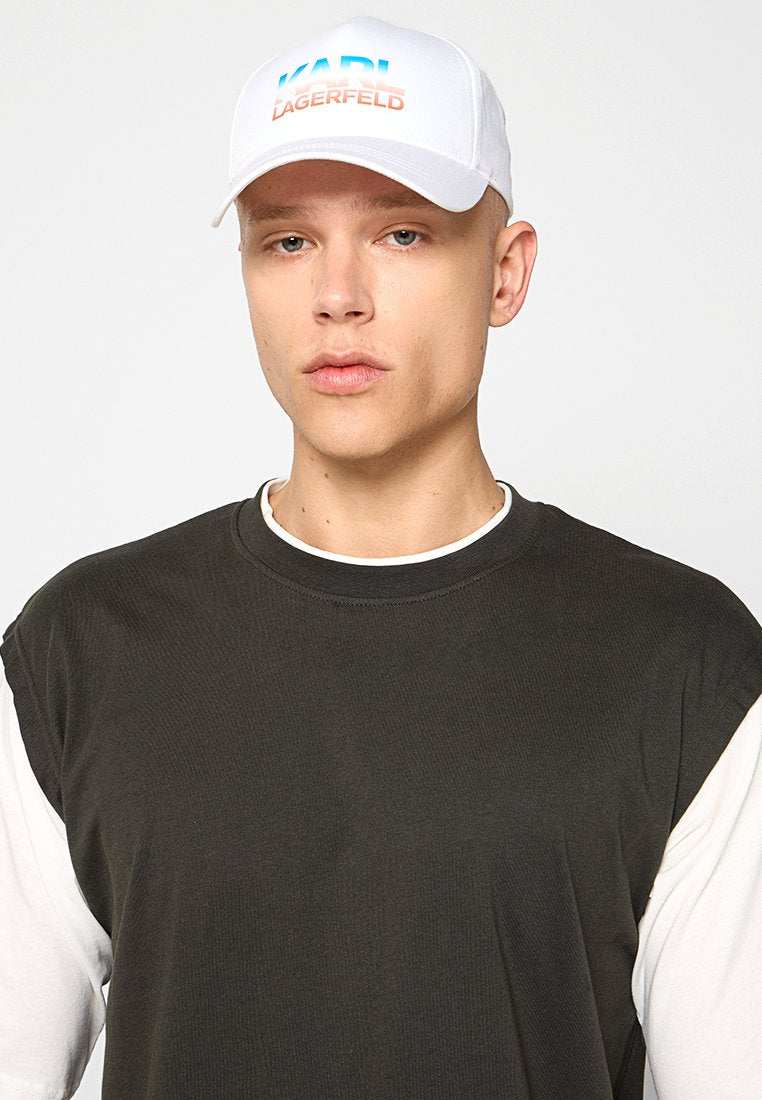 KARL LAGERFELD Cap Media 2