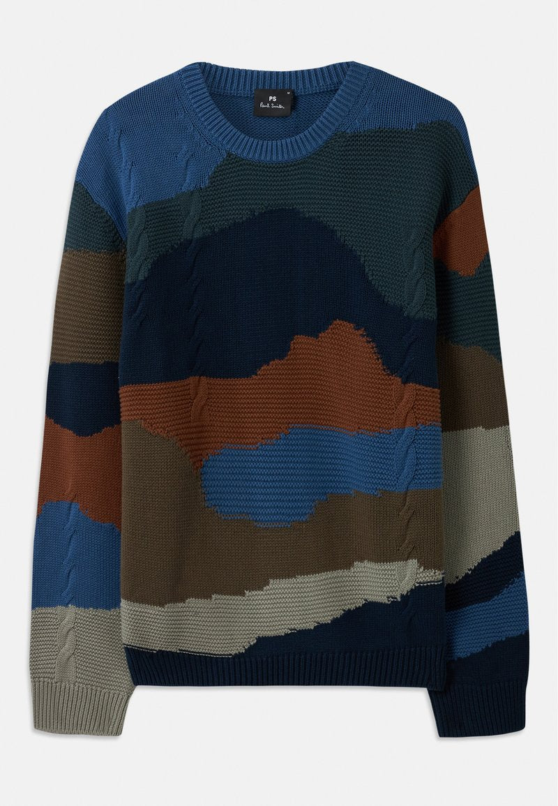 Strickpullover mit rundem Halsausschnitt und abwechslungsreichen strukturierten Mustern in Blau-, Grün-, Braun- und Grautönen sowie Kabelakzenten.