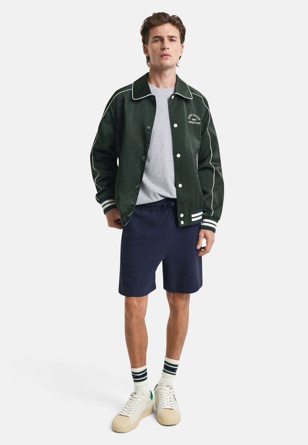 GANT EMBROIDERED ARCHIVE SHIELD