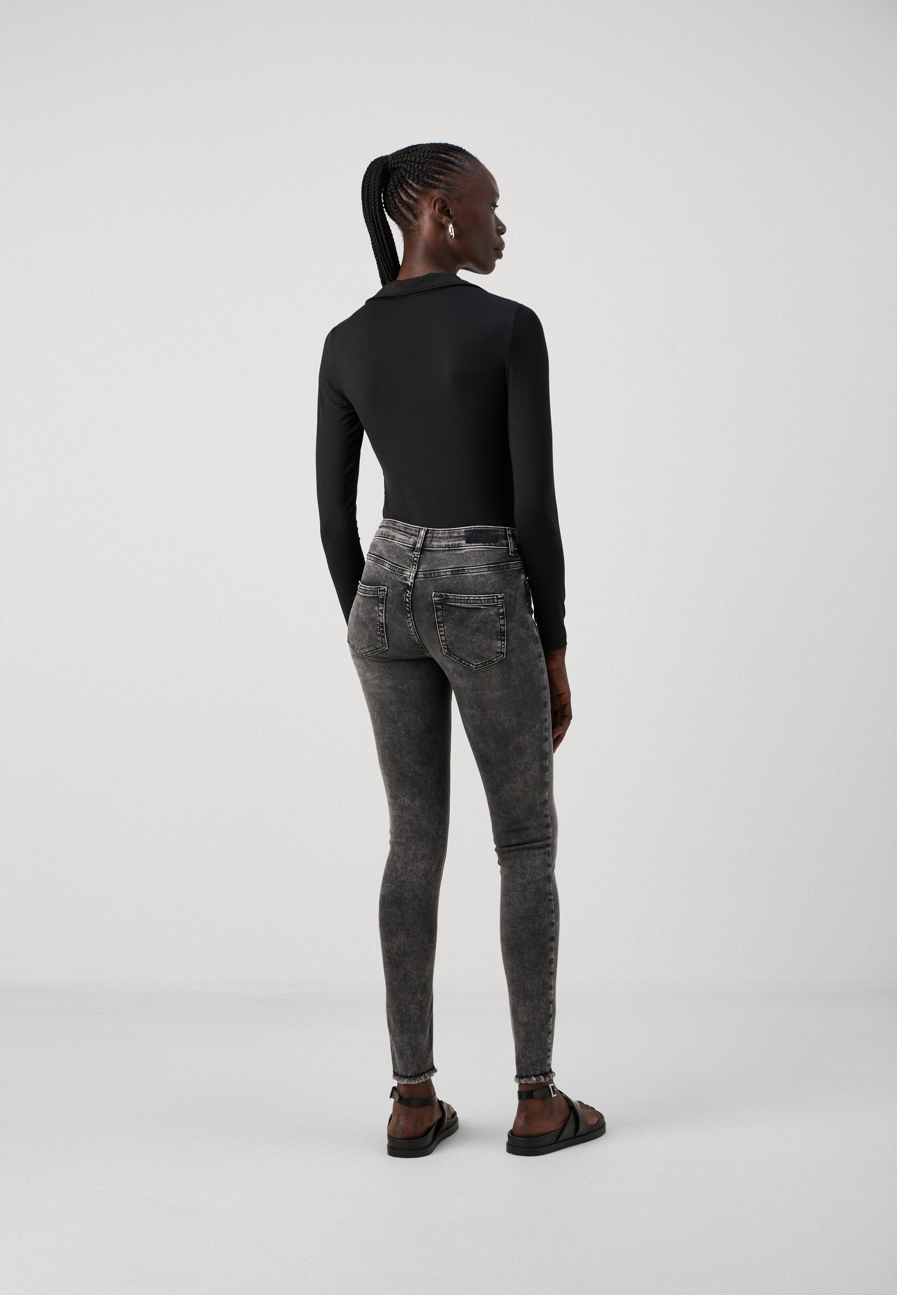 ONLBLUSH MID ANKLE Media 4