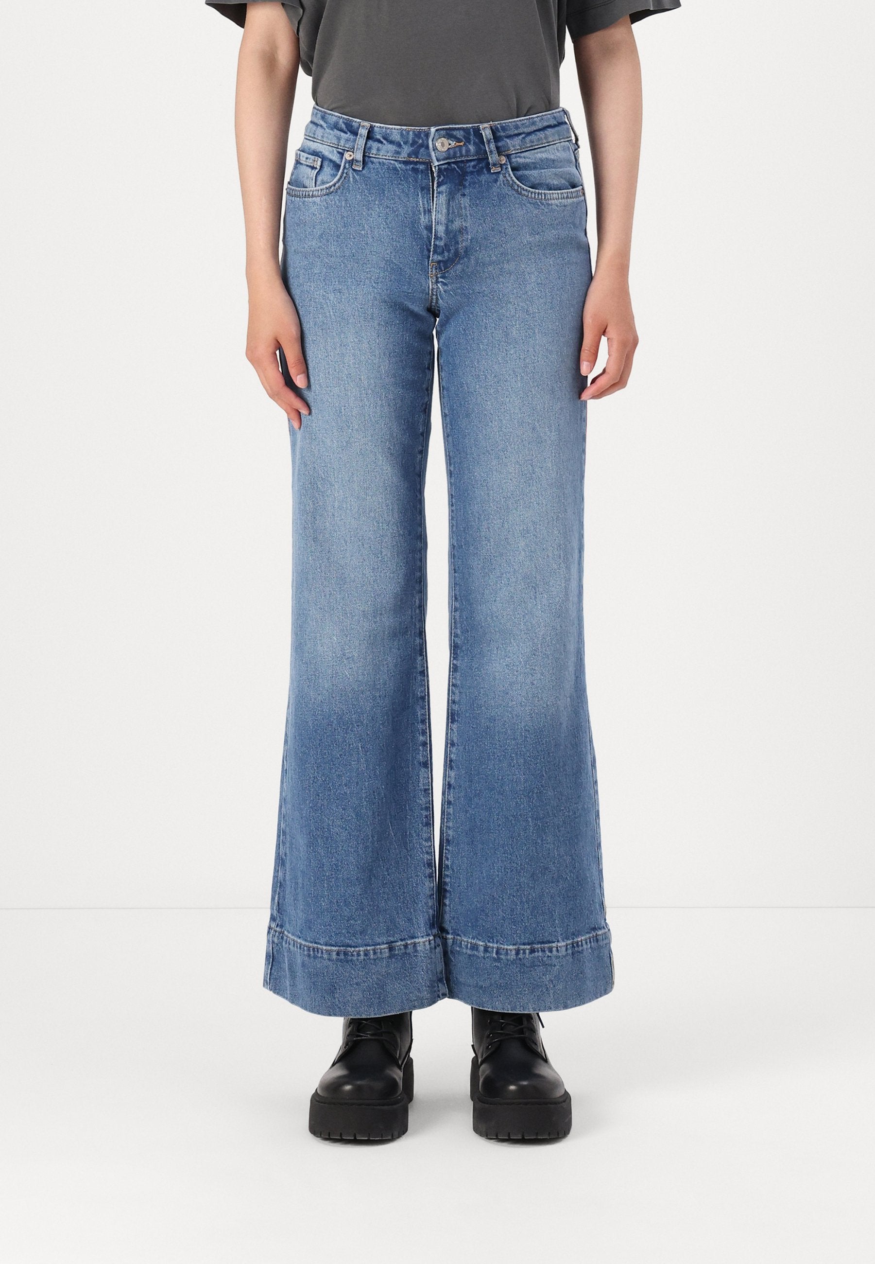 Flared fit ONLRUELLE mid waist Media 3