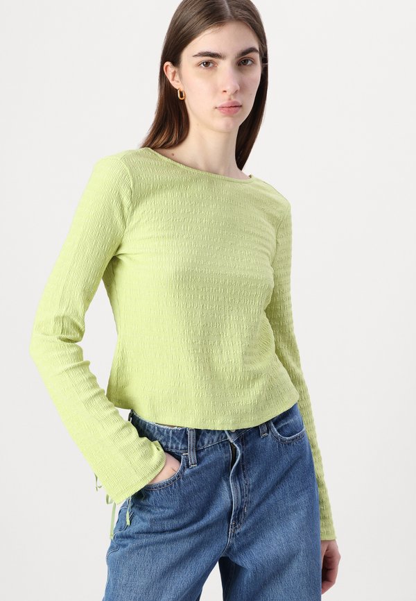 Even&Odd LONG SLEEVED WITH BOW CLOSINGS