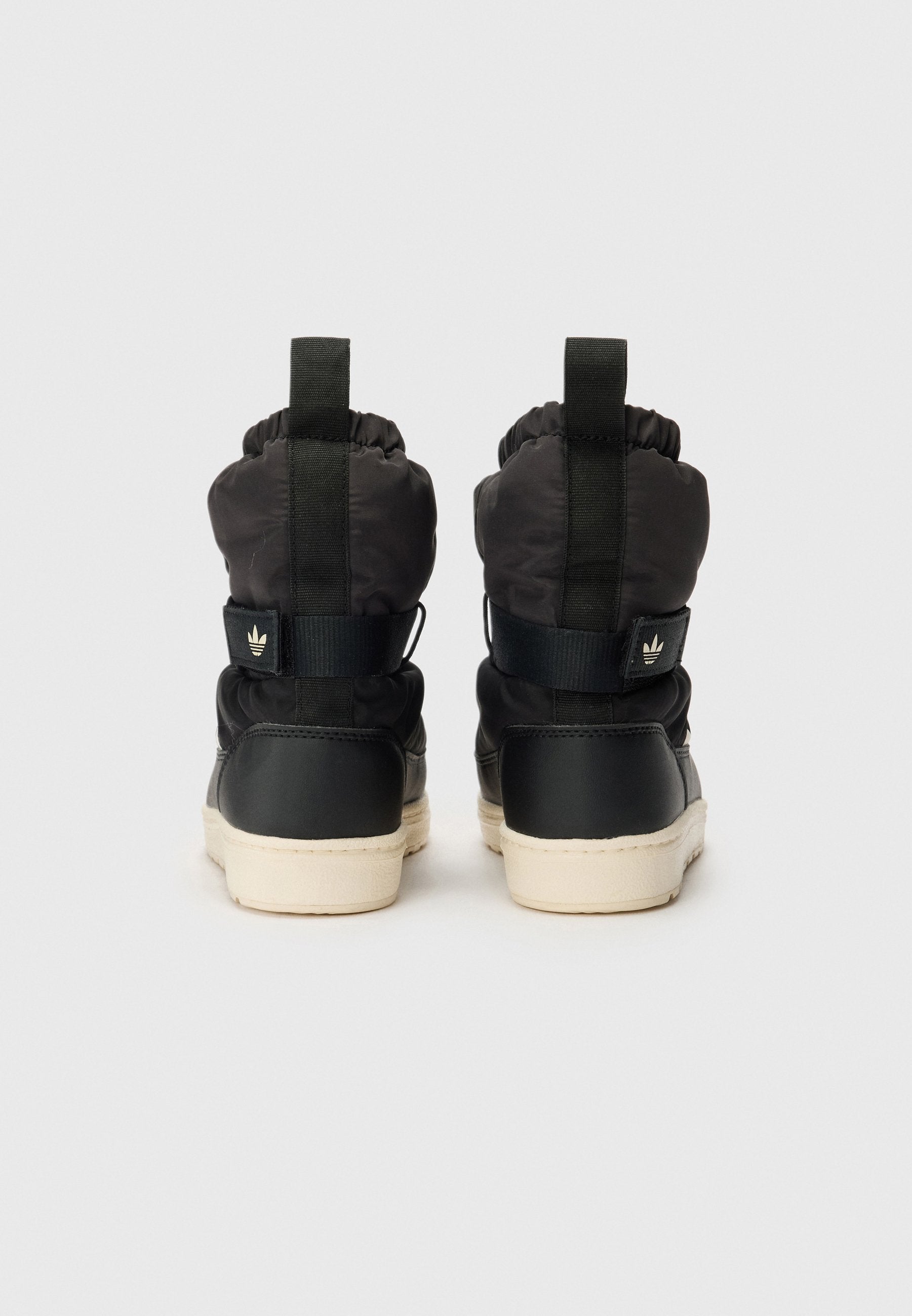 SUPERSTAR 360 UNISEX Media 3