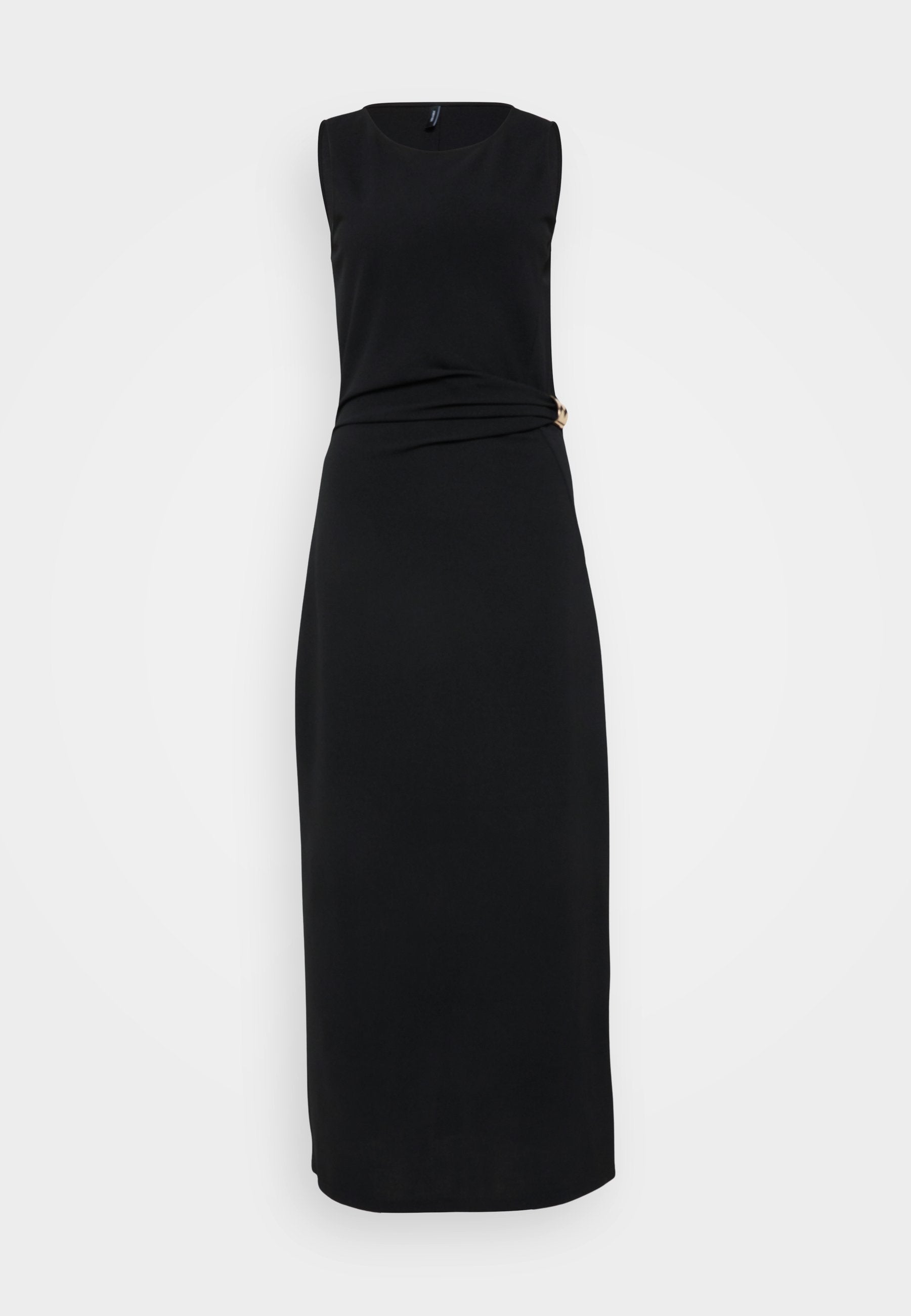 Schwarzes ärmelloses Kleid mit rundem Ausschnitt, tailliertem Oberteil, verdrehtem Detail an der Taille und einem goldenen Hardware-Akzent an der Seite.