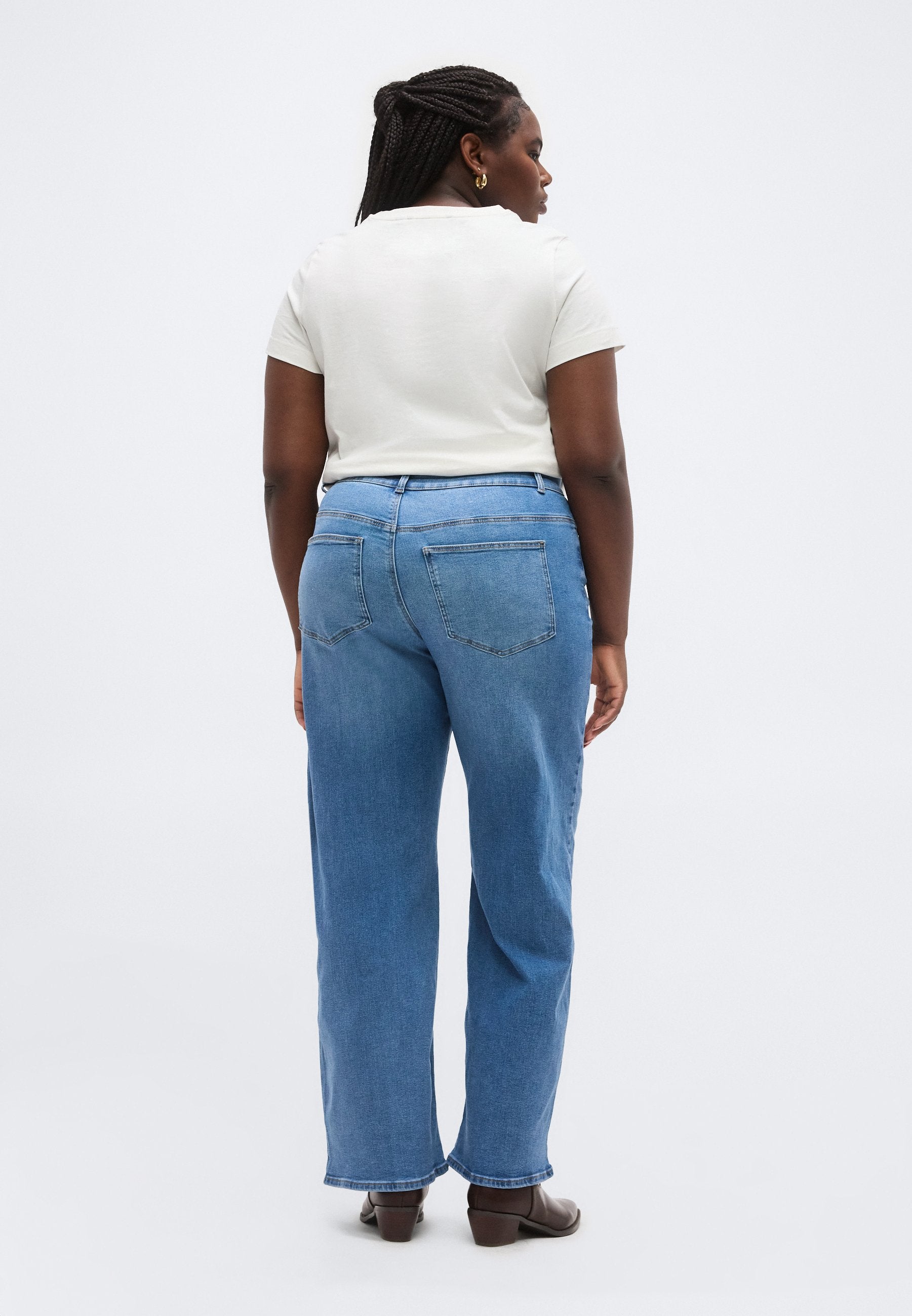 Wide-fit CARMADISON High waist Wide Leg Fit Media 4
