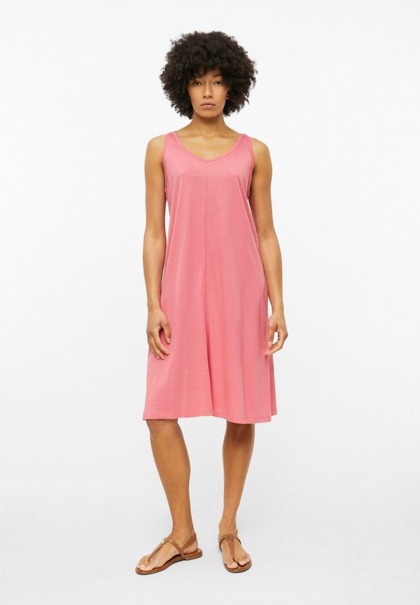 s.Oliver KLEID - Jersey dress - koralle