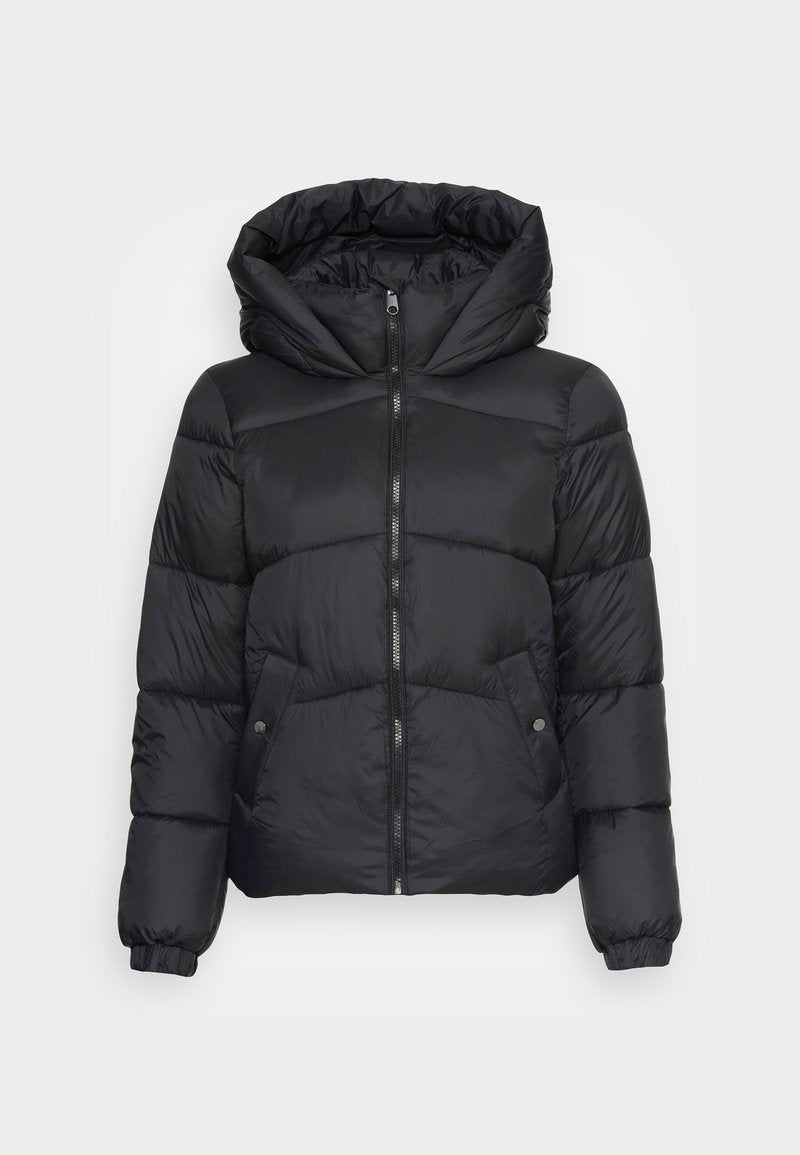 Schwarze Pufferjacke mit Kapuze, gestepptem Design, Reißverschluss und seitlichen Taschen, mit verkürztem Schnitt und elastischen Bündchen.