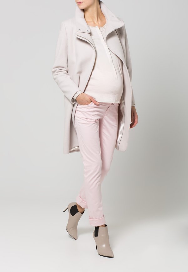 Esprit Maternity