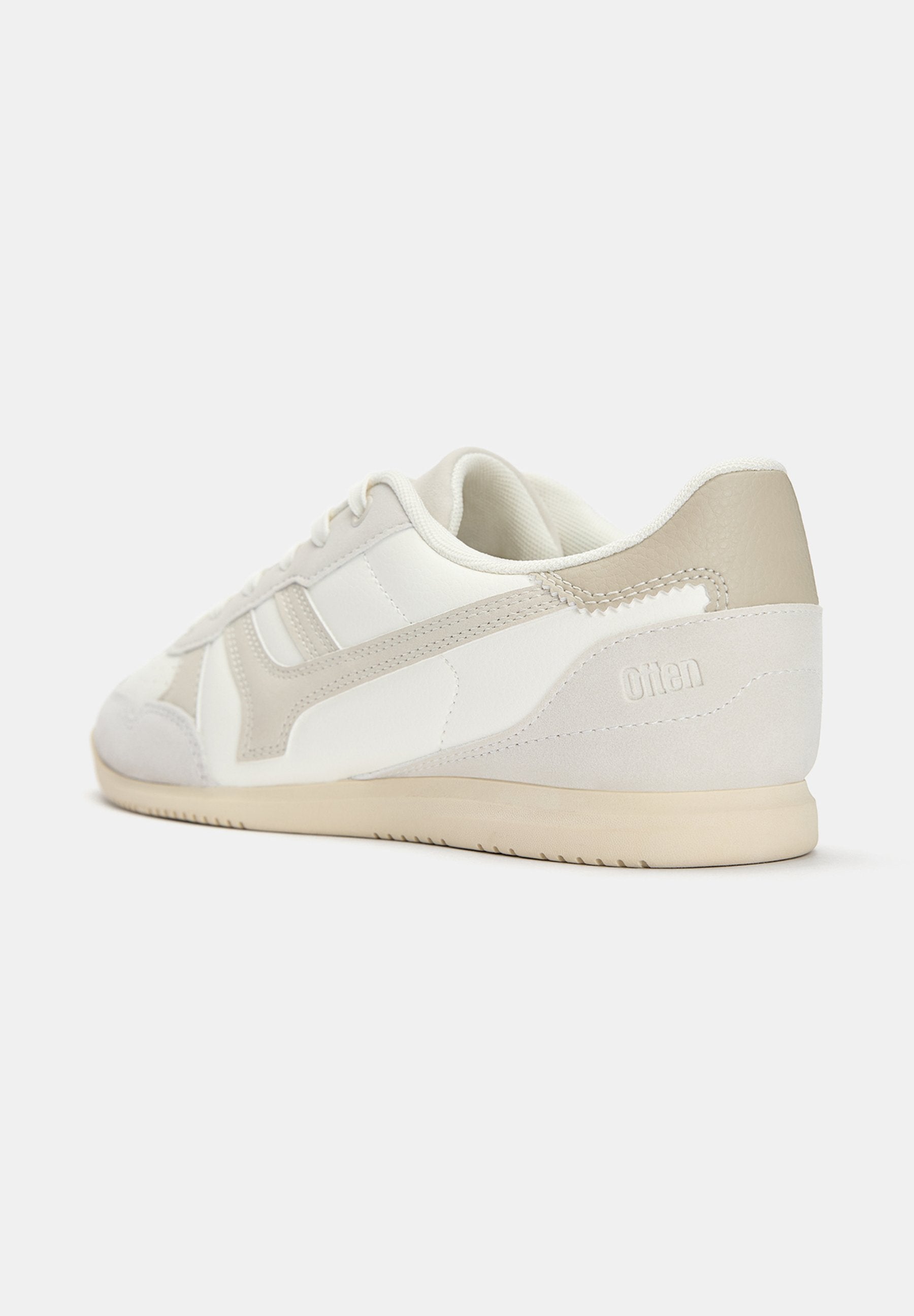 PULL&BEAR  RETRO SNEAKER