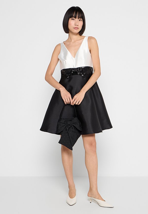 kate spade new york  FIT AND FLARE