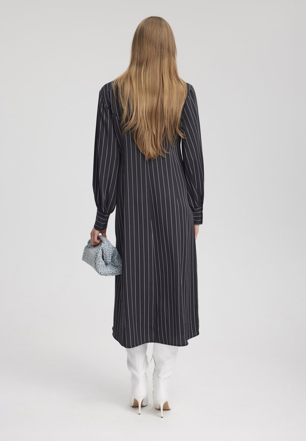 Gestuz FRYLA P V-NECK MIDI