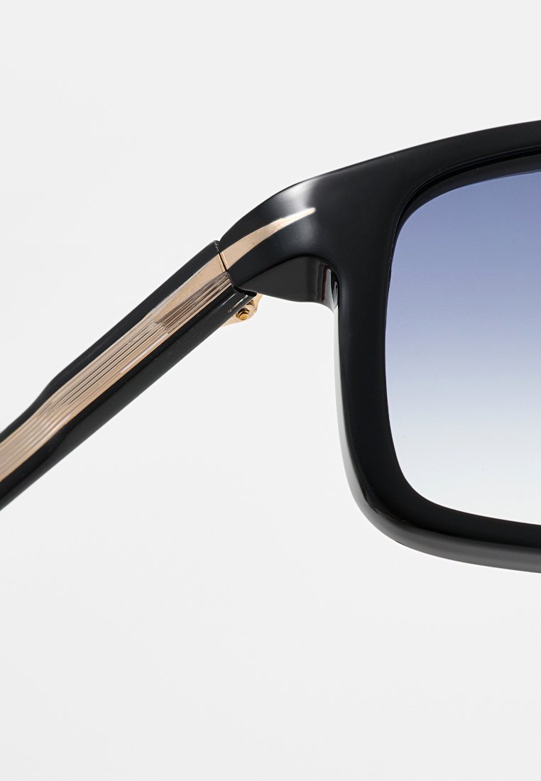 Eyewear by David Beckham