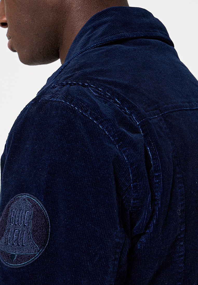 Wrangler AVIATOR