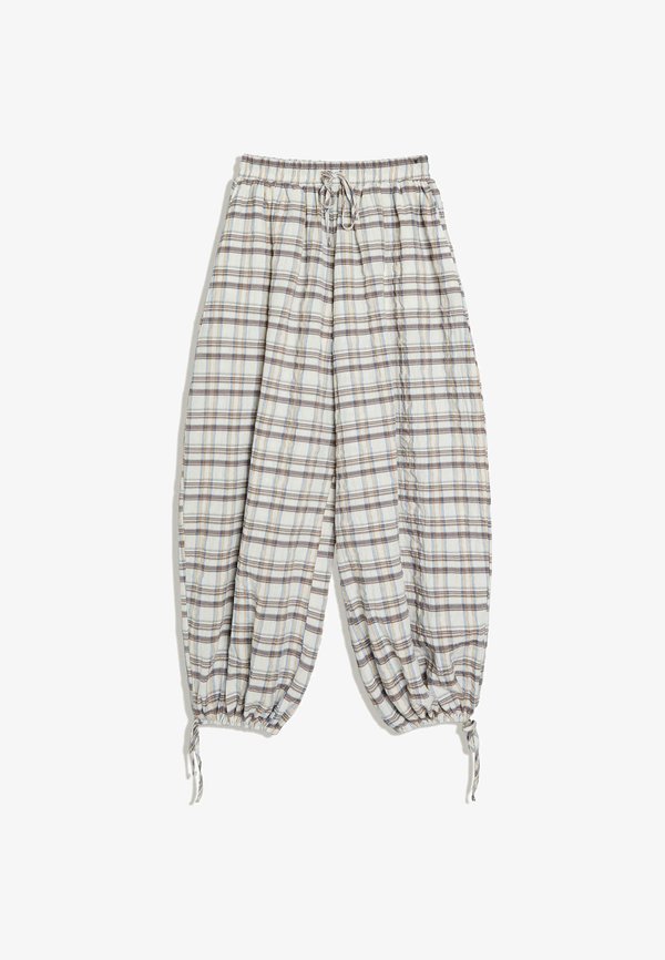 Bershka TROUSERS - Trousers - white