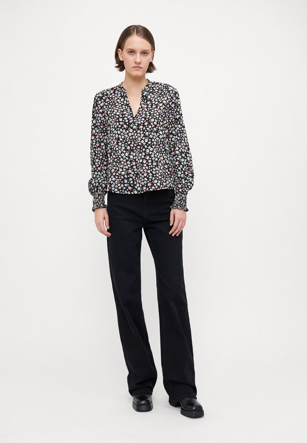 Vero Moda Tall VMPAGE V NECK
