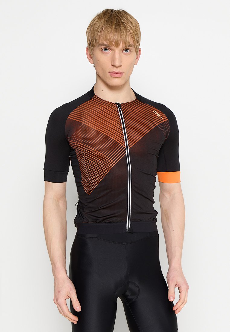 Schwarzes Kurzarm-Radtrikot mit orangefarbenem geometrischem Muster, Frontreißverschluss und orangefarbener Akzent am Ärmel. Leichtes, eng anliegendes Design.