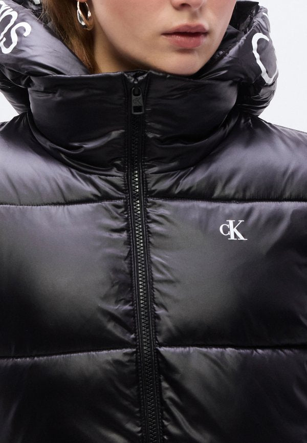 Calvin Klein Jeans SHINY LONG LOGO PUFFER