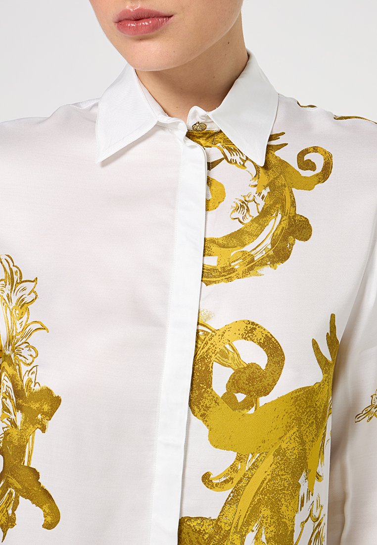 Versace Jeans Couture