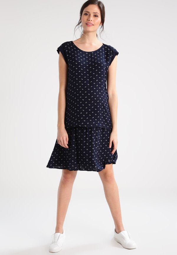 Esprit Maternity
