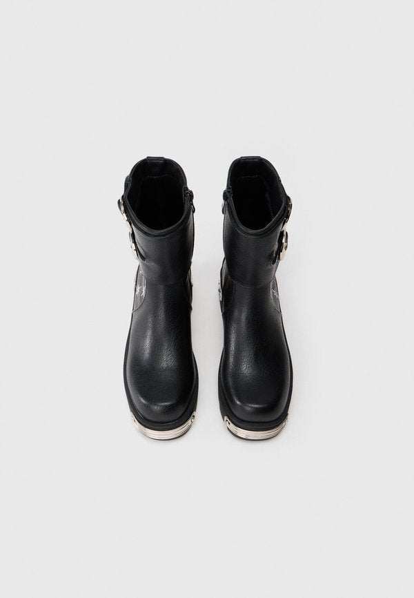 Koi Footwear ECLIPSED RITUALS